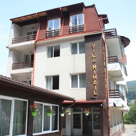 Vila Mihail Hotel Buşteni Екстериор снимка